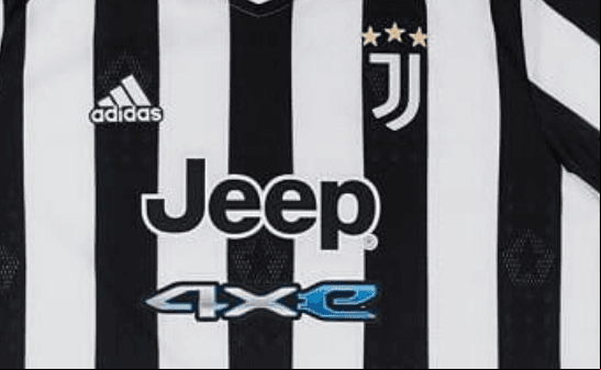 Juventus presentó su nueva playera con 'CR7' y McKennie de protagonistas