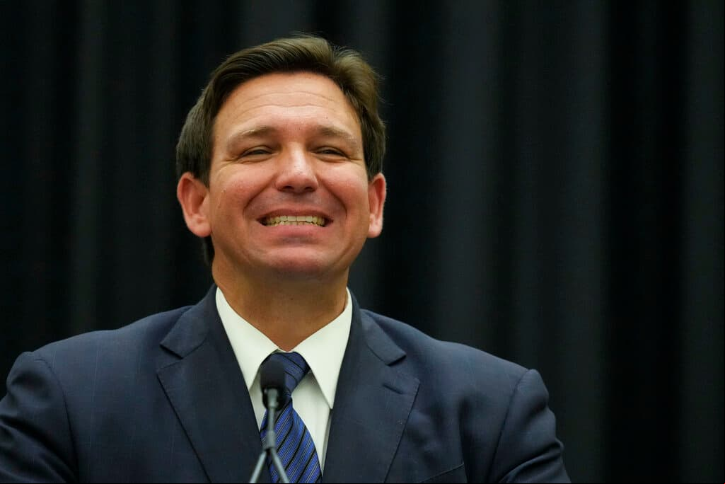 "Por supuesto que perdió": por qué DeSantis ahora ite públicamente que Trump no ganó en 2020