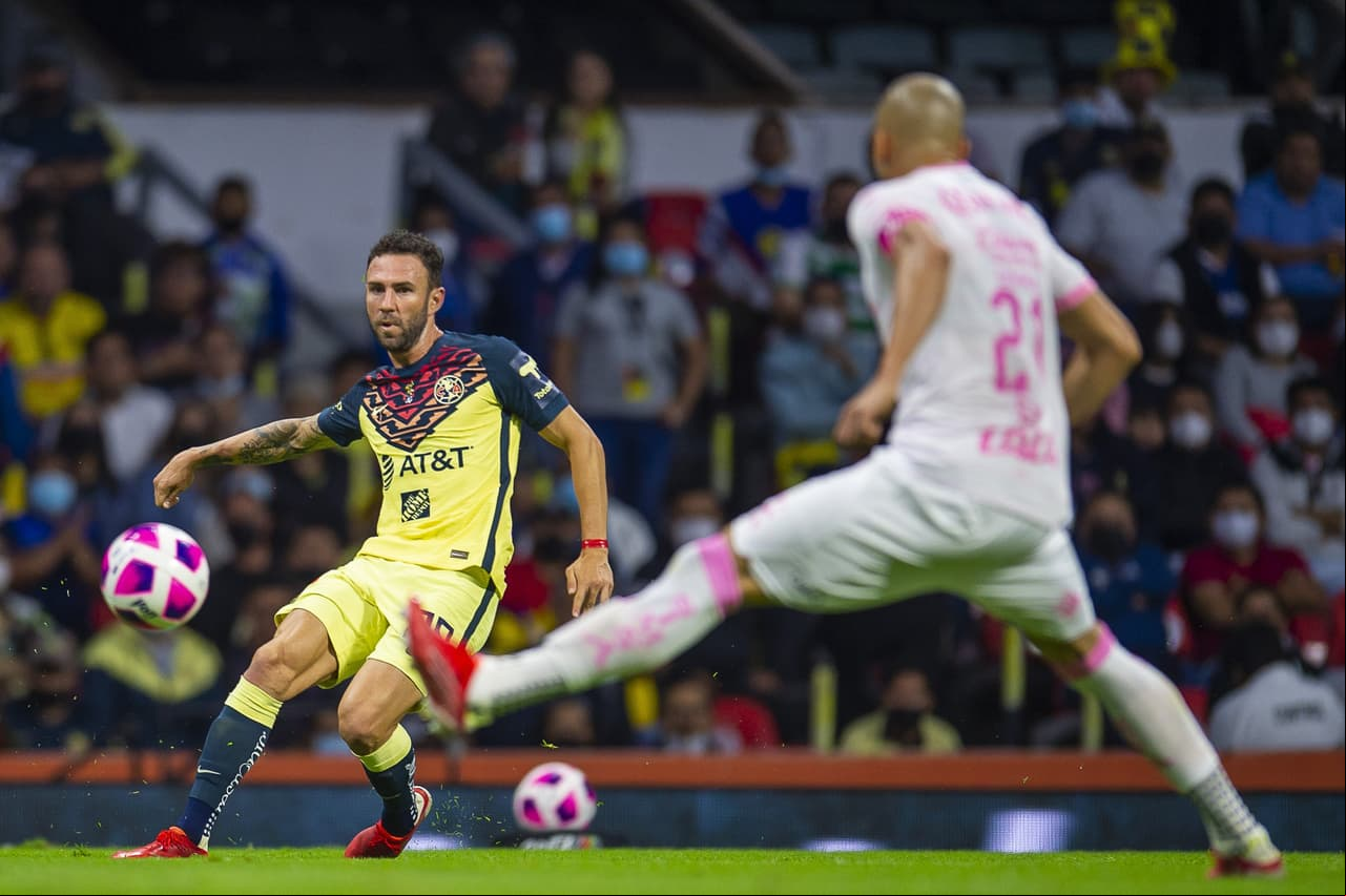 Con goles de Alvaro Fidalgo y Sebastián Córdova, América vence 2-1 a Santos, llegan a 31 puntos y continúan como líderes del torneo.