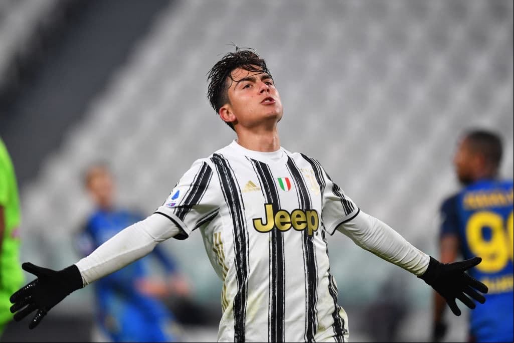 Pirlo dice que la renovación de Dybala con la Juventus no está en sus manos