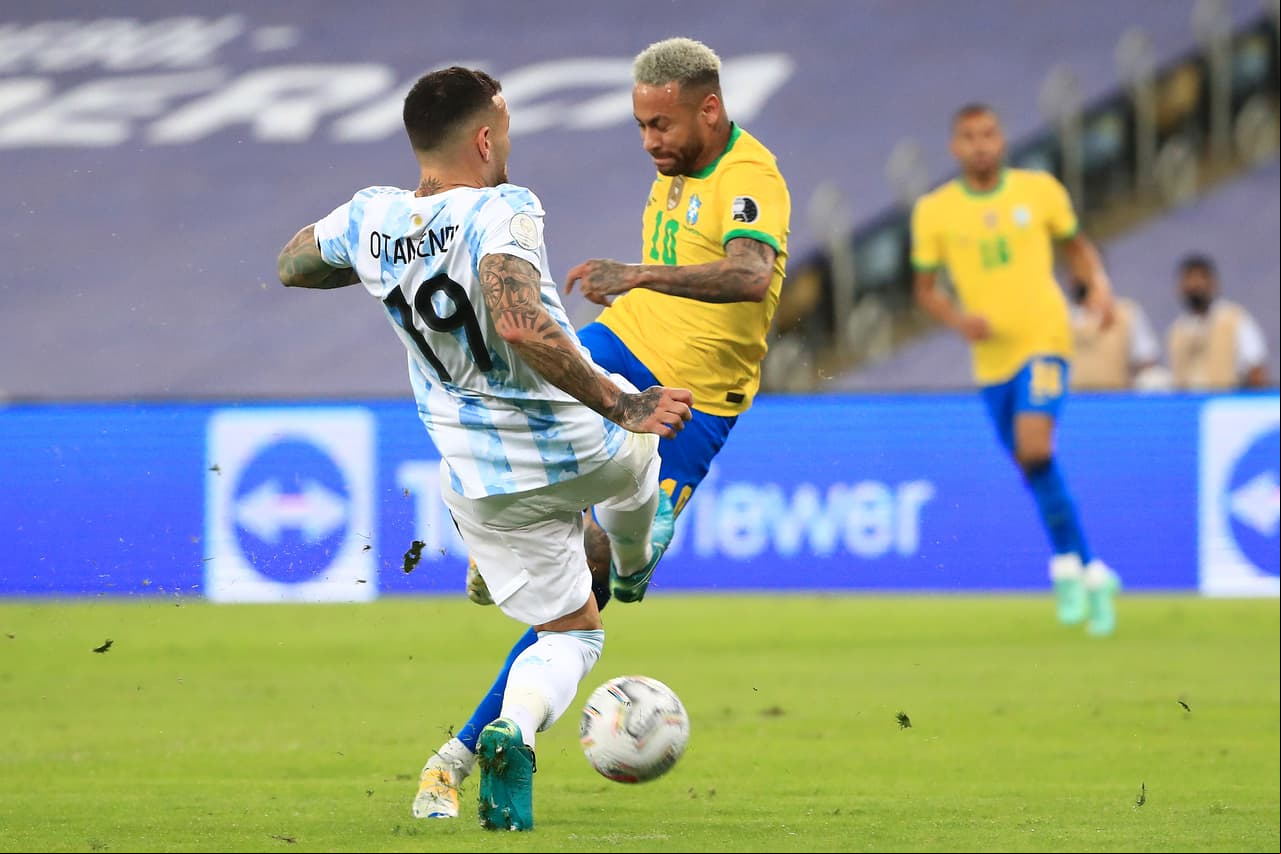 Argentina contra Brasil.