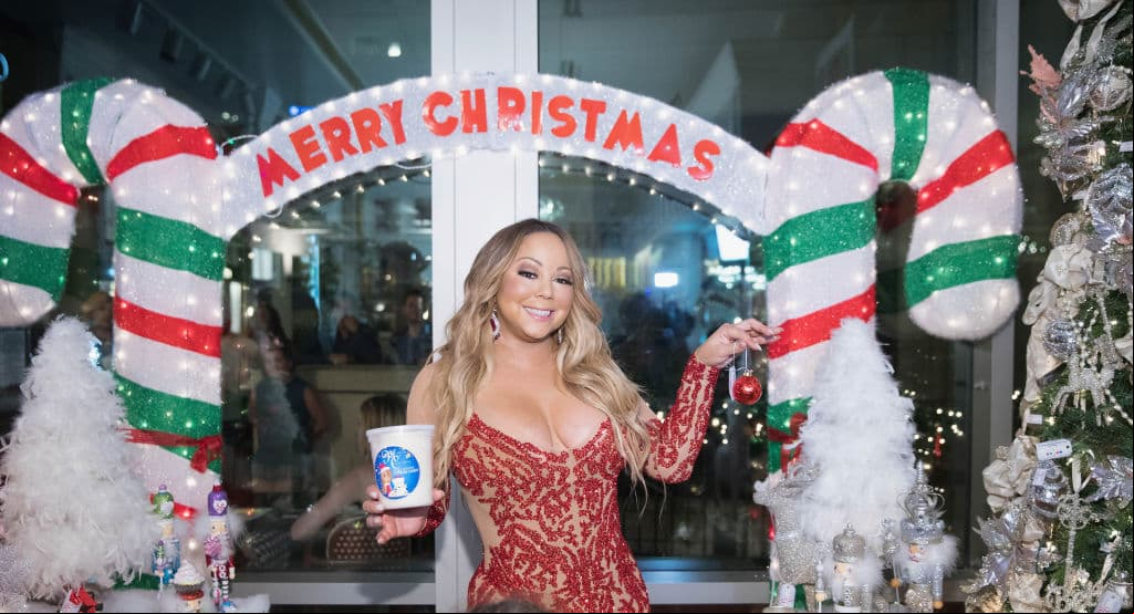 A que no sabes cuánto gana Mariah Carey por cada vez que te obsesionas con su canción navideña